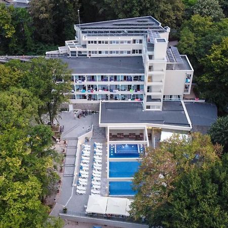 Ariana Hotel Kiten  Zewnętrze zdjęcie