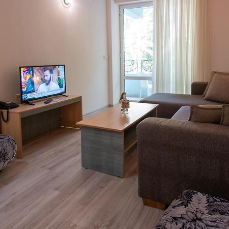 Ariana Hotel Kiten  Zewnętrze zdjęcie