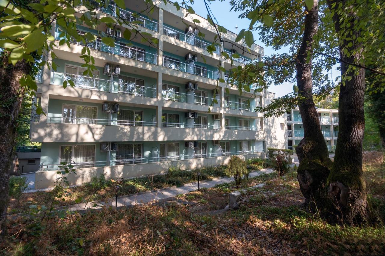 Ariana Hotel Kiten  Zewnętrze zdjęcie